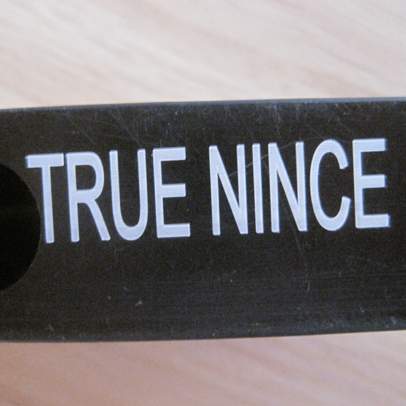 黑色塑料制品 光纖.jpg