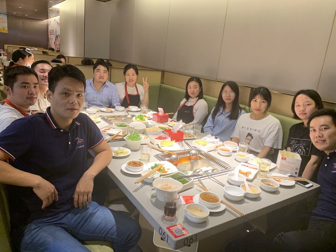 公司團體活動.jpeg
